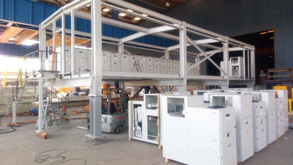 Tierra Mojada (Mexico) Construcción llave en mano de la mayor sala eléctrica fabricada en Europa transportada en un solo bloque.